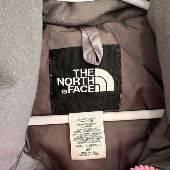 The North Face 700 Puffer Vest - Pink & Grey Women's S/P - Picture 7 of 7